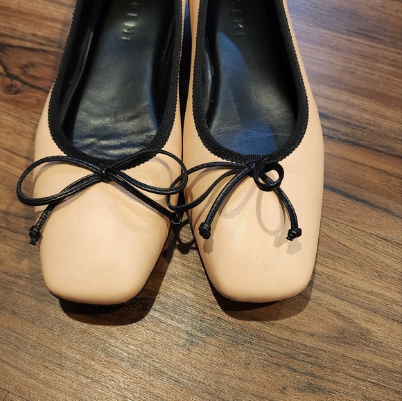 Women's M.Gemi Danza Ballet Flats size 37.5 neutral beige - Picture 2 of 8